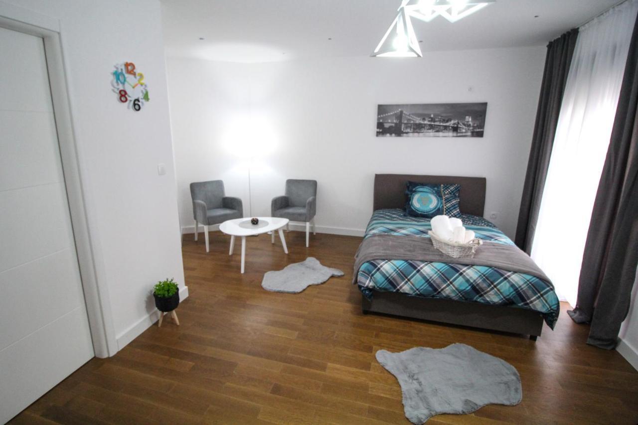 Aria Apartmani Подгориця Екстер'єр фото